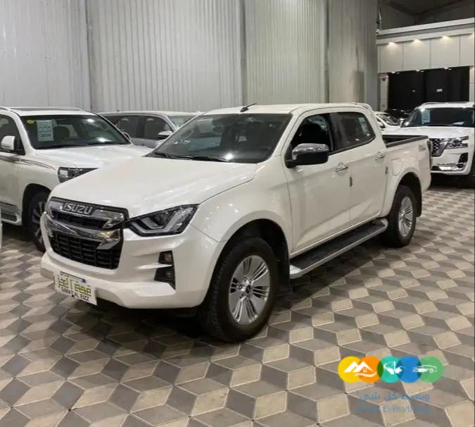 ايسوزو ديماكس مستعملة – 2023 – وارد الوكيل