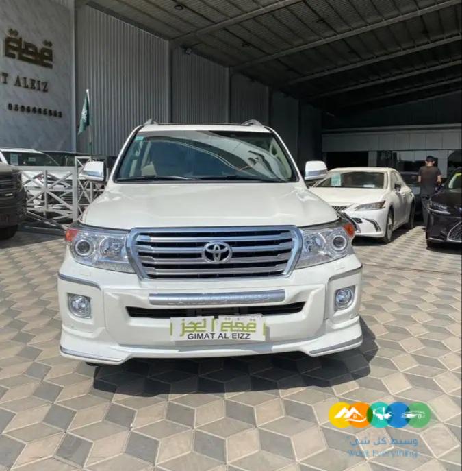 لاندكروزر – GXR – 2014 – بريمي – فل كامل
