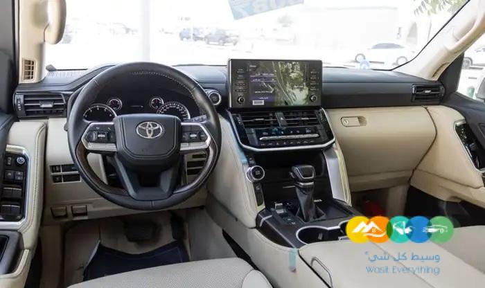 لاندكروزر GXR موديل 2022 اصفار