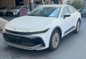 تويوتا كراون بريميوم عبداللطيف جميل 2023