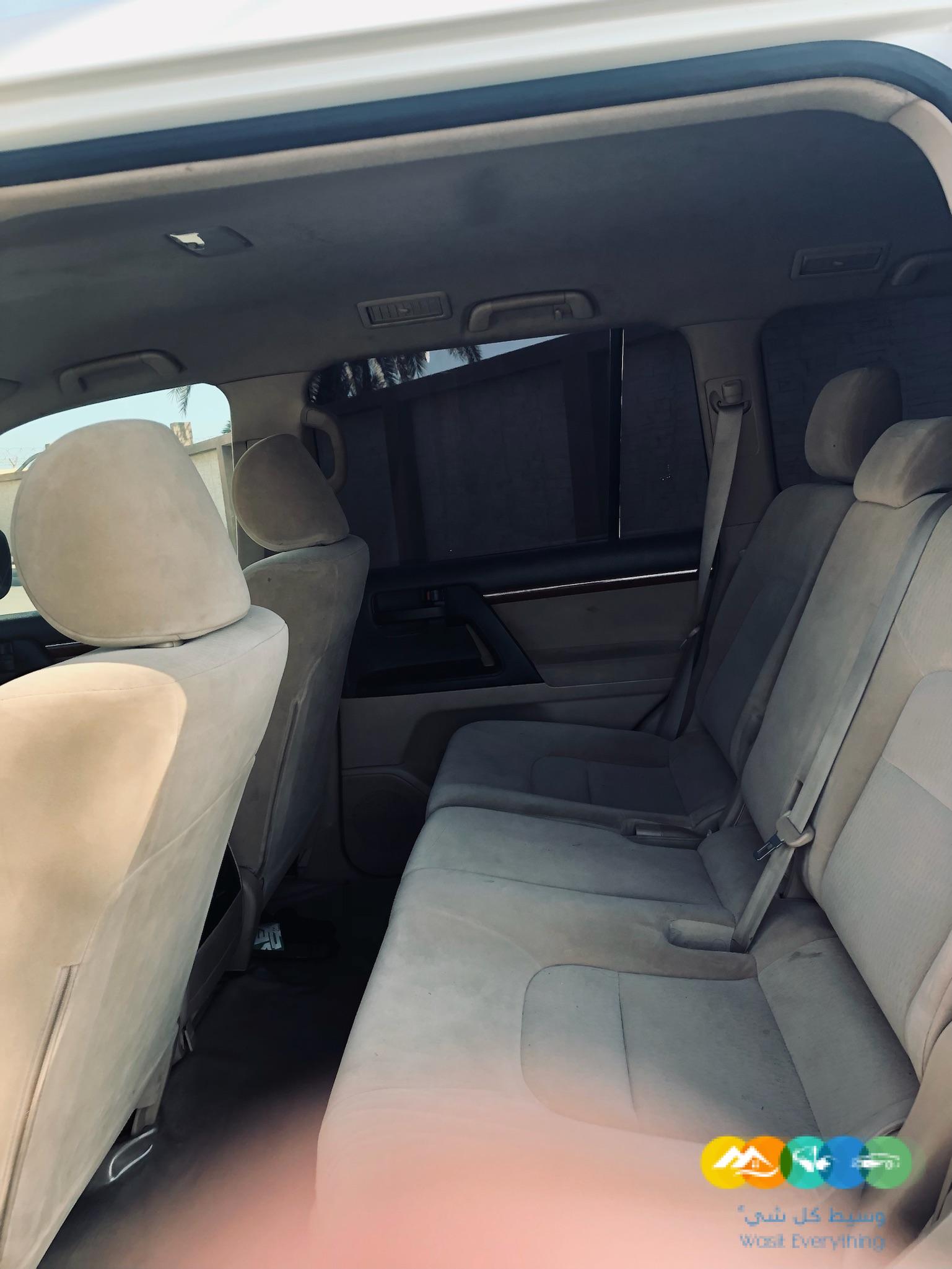 تيوتا لاندكروزر للبيع