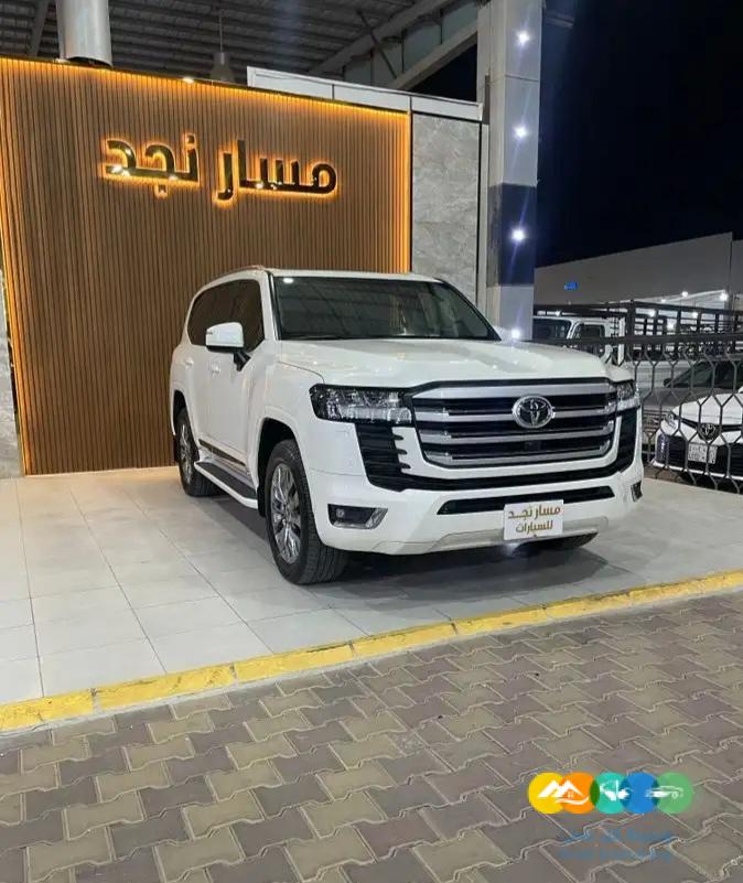 جي اكس ار L4 موديل 2023 ديزل (( مباعة ))