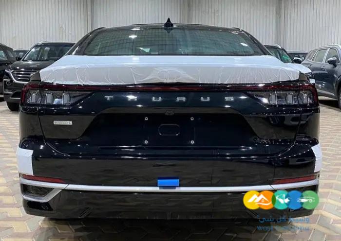 فورد تورس امبيانتي 2023 فتحة سقف