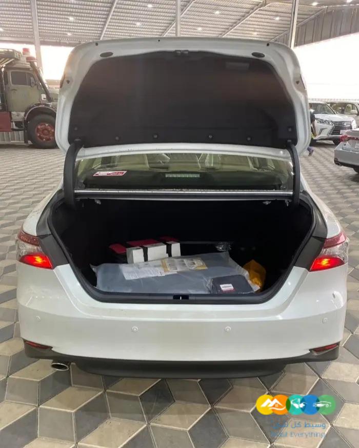 تويوتا كامري GLE بنزين 2023 هايبرد