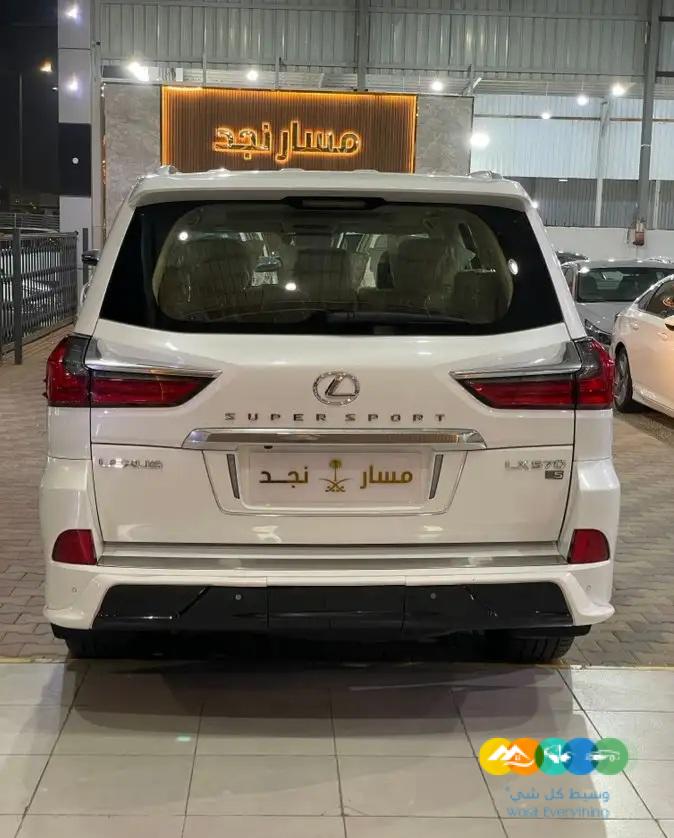 لكزس موديل 2016 فل كامل DD (( مباعة ))