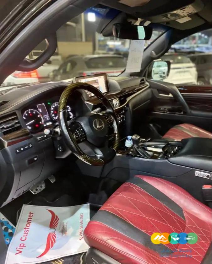 لكزس LX570 بلاك ادشن – خليجي – 2019
