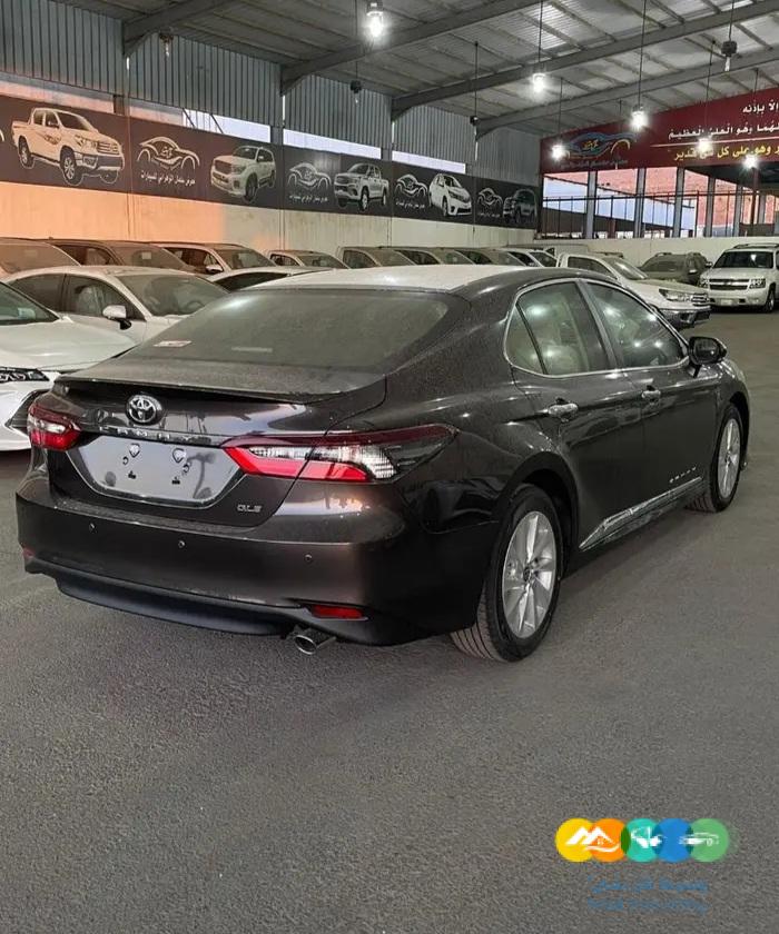 كامري GLE موديل 2024 بنزين اصفار