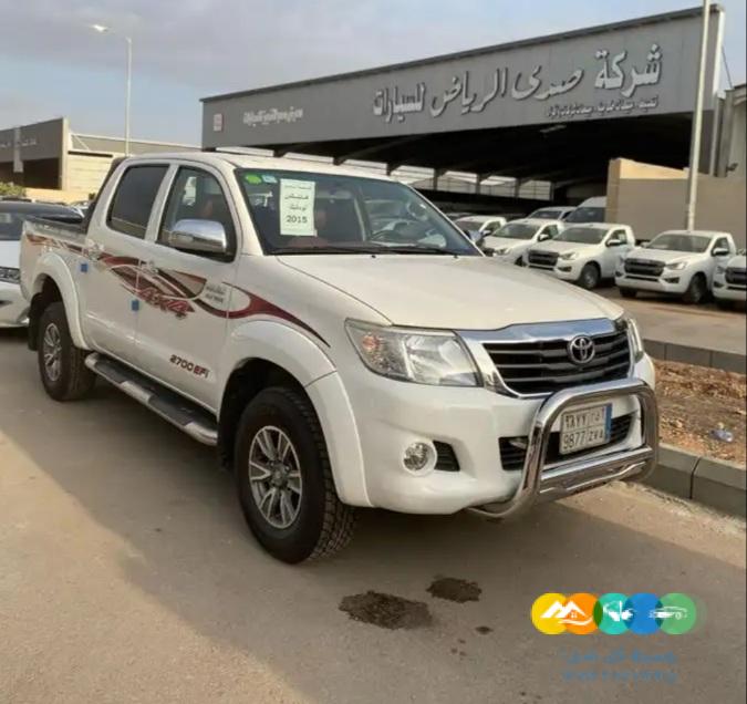 تويوتا هايلوكس – 2015 – بريمي