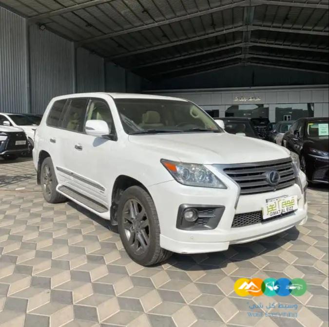 لكزس LX570 – سعودي – 2015 (( غير متوفر ))
