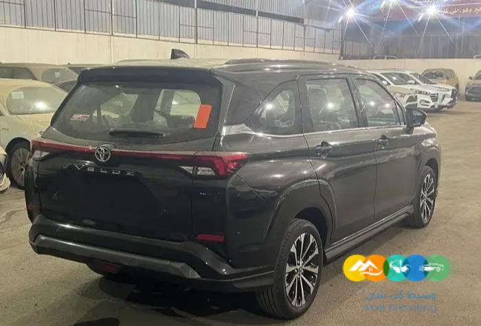 تويوتا فيلوز GLX بنزين 2024 اسود