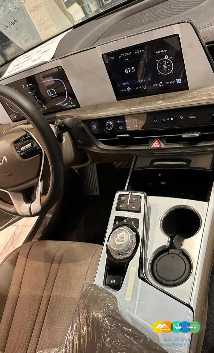 كيا K8 ستاندر داخلي جملي او توفي 2023