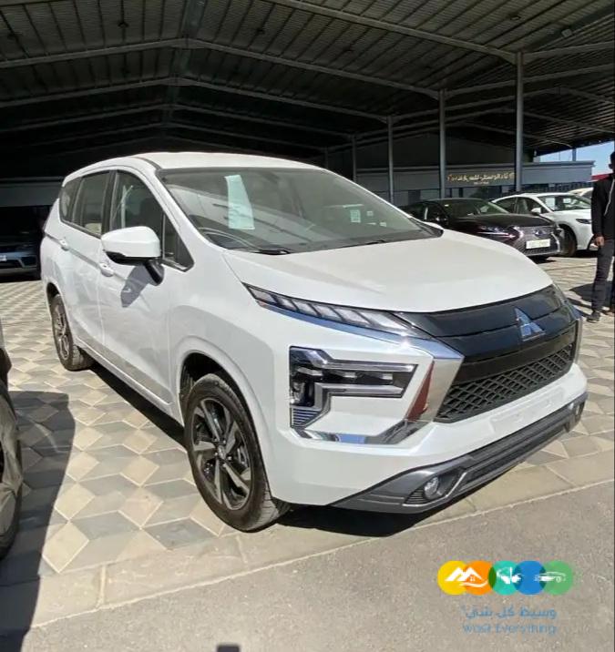 ميتسوبيشي اكسباندر 1500 – جنوط مخمل 2023