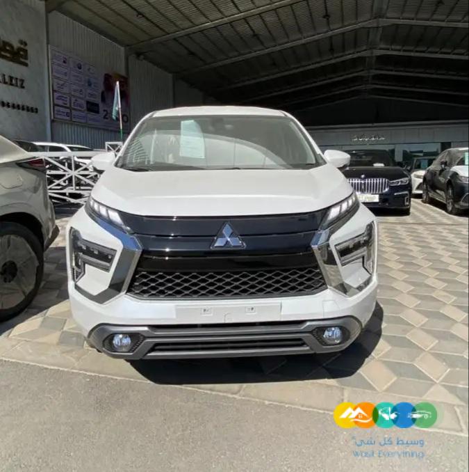 ميتسوبيشي اكسباندر 1500 – جنوط مخمل 2023