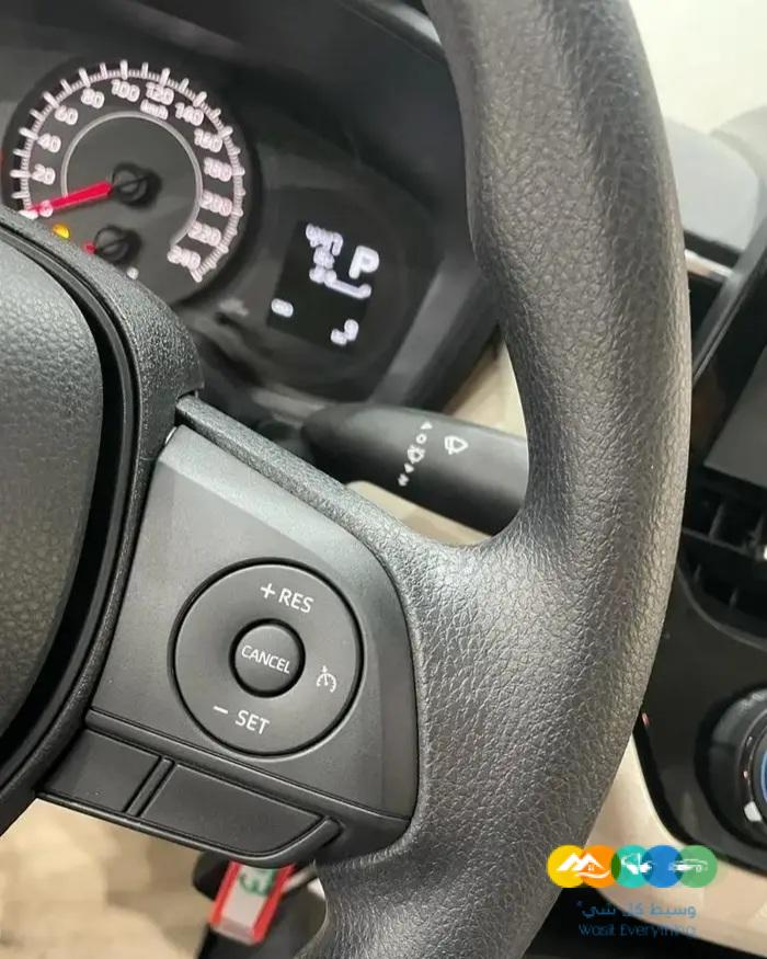 تويوتا كرولا 2000 سي سي ستاندر بنزين XLI