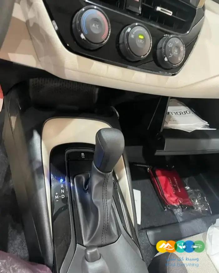 تويوتا كرولا 2000 سي سي ستاندر بنزين XLI