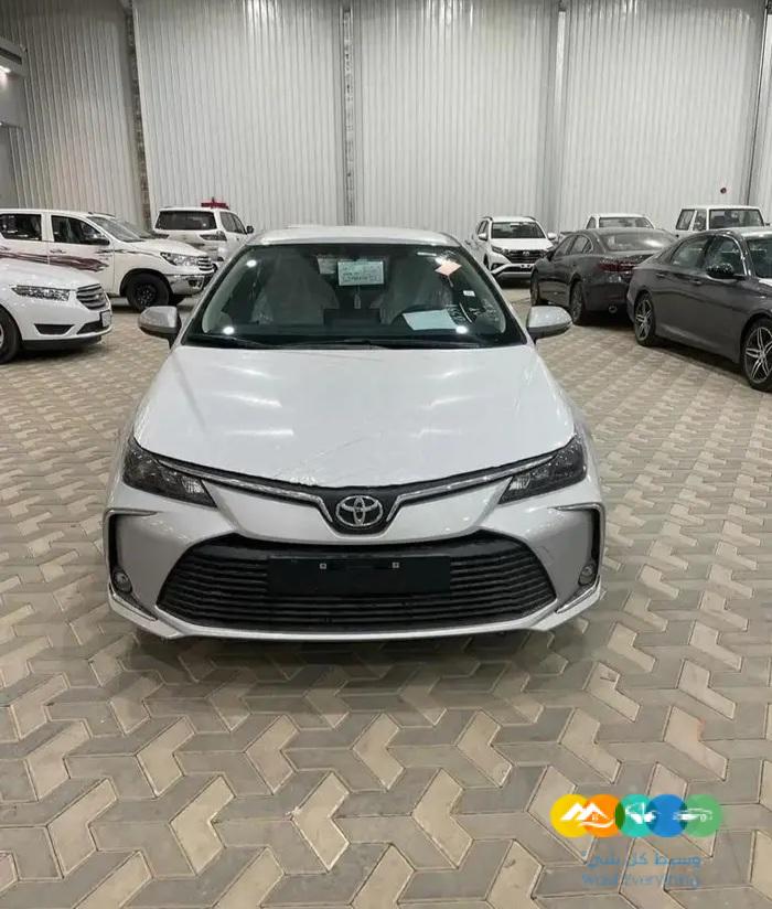 تويوتا كرولا 2000 سي سي ستاندر بنزين XLI