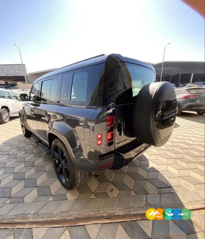 لاند روفر ديفندر 2024 خليجي اصفار