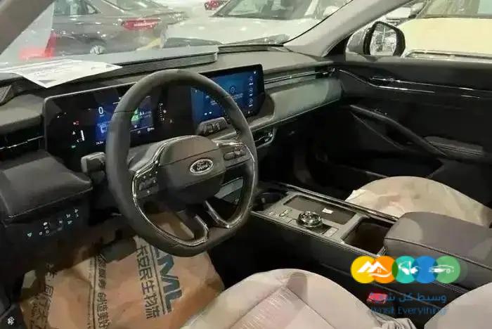 فورد تورس امبيانتي استاندر 2023