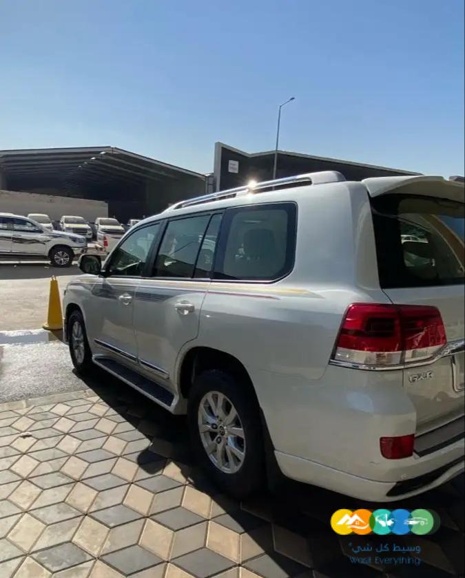 تويوتا جي اكس ار – بريمي – 2016