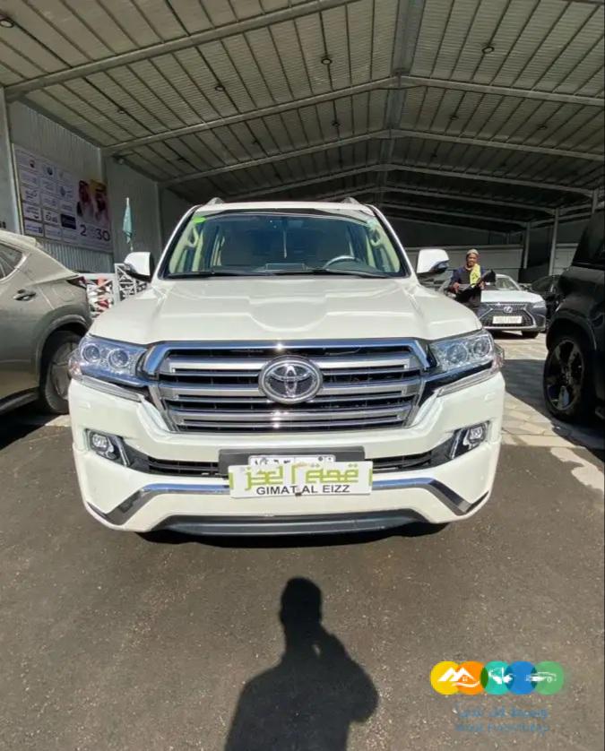 تويوتا جي اكس ار – بريمي – 2016