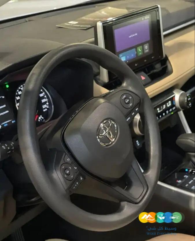 تويوتا راف فور فل كامل دبل 2023 فضي