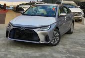 تويوتا يارس 2023 فئه استندر
