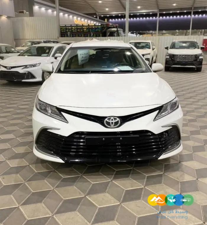 كامري LE 2023 خليجي نص فل