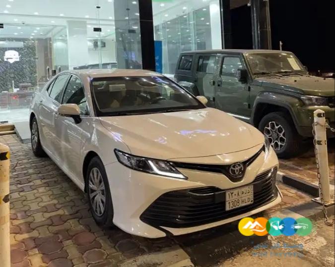 تويوتا كامري ستاندر بنزين 2020