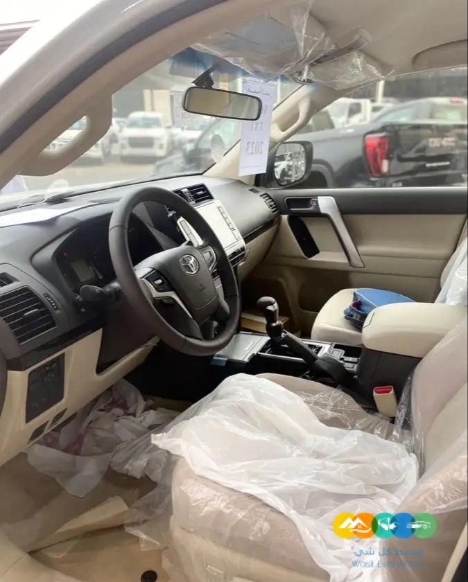 برادو TXL – بنزين – 6 سلندر – 2023