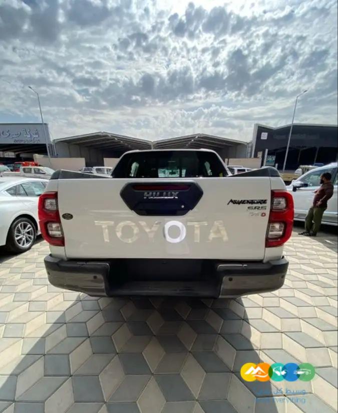 تويوتا هايلوكس – غمارتين ادفنشر – ديزل 2024