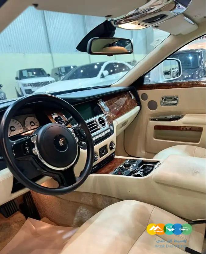 رولز رويس – 2010 – قوست – 2ازرار / تم البيع