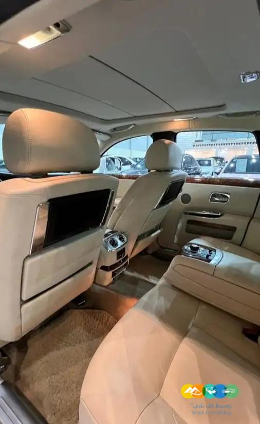 رولز رويس – 2010 – قوست – 2ازرار / تم البيع