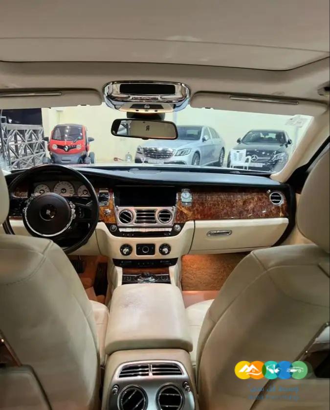 رولز رويس – 2010 – قوست – 2ازرار / تم البيع