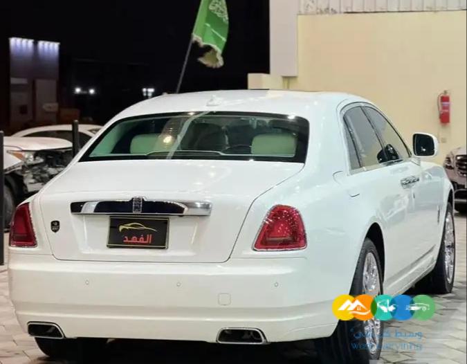 رولز رويس – 2010 – قوست – 2ازرار / تم البيع