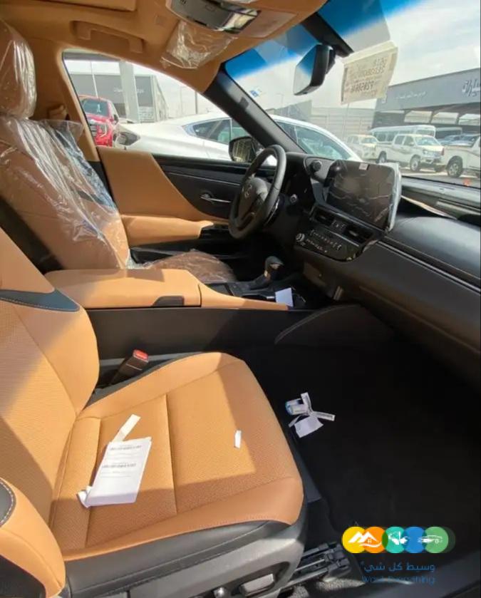 لكزس (ES250) – AA استاندر – 2023 – سعودي