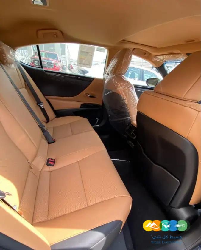 لكزس (ES250) – AA استاندر – 2023 – سعودي