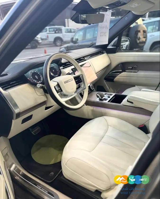 رنج روفر فوج – اوتوبقرافي فيرست 2022 الناغي