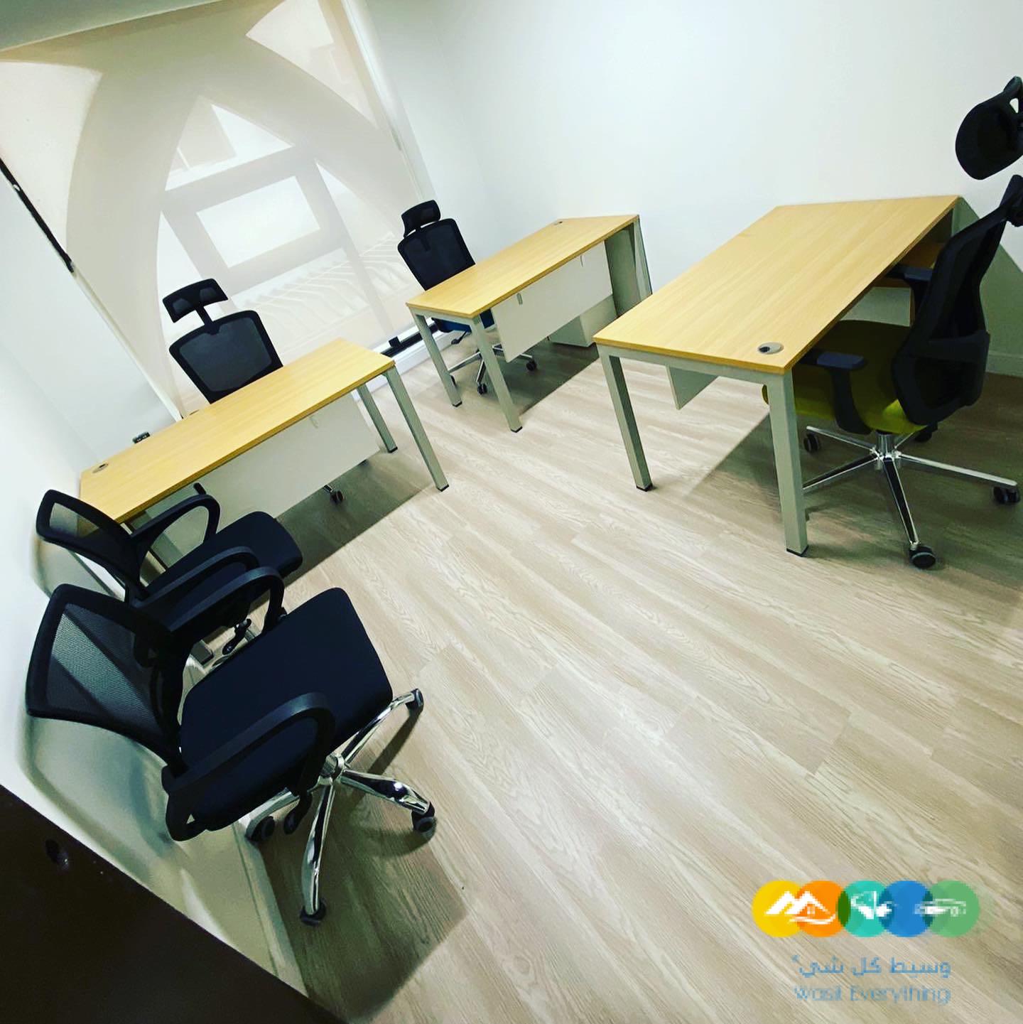 مكاتب اداريه مؤثثه للايجار