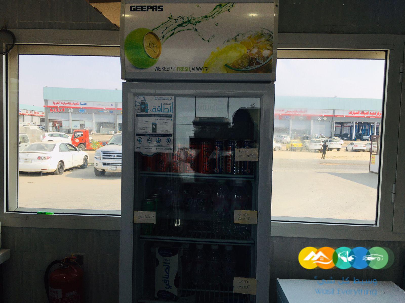 كشك قهوة كامل للتقبيل مع نقل كفالة العمال