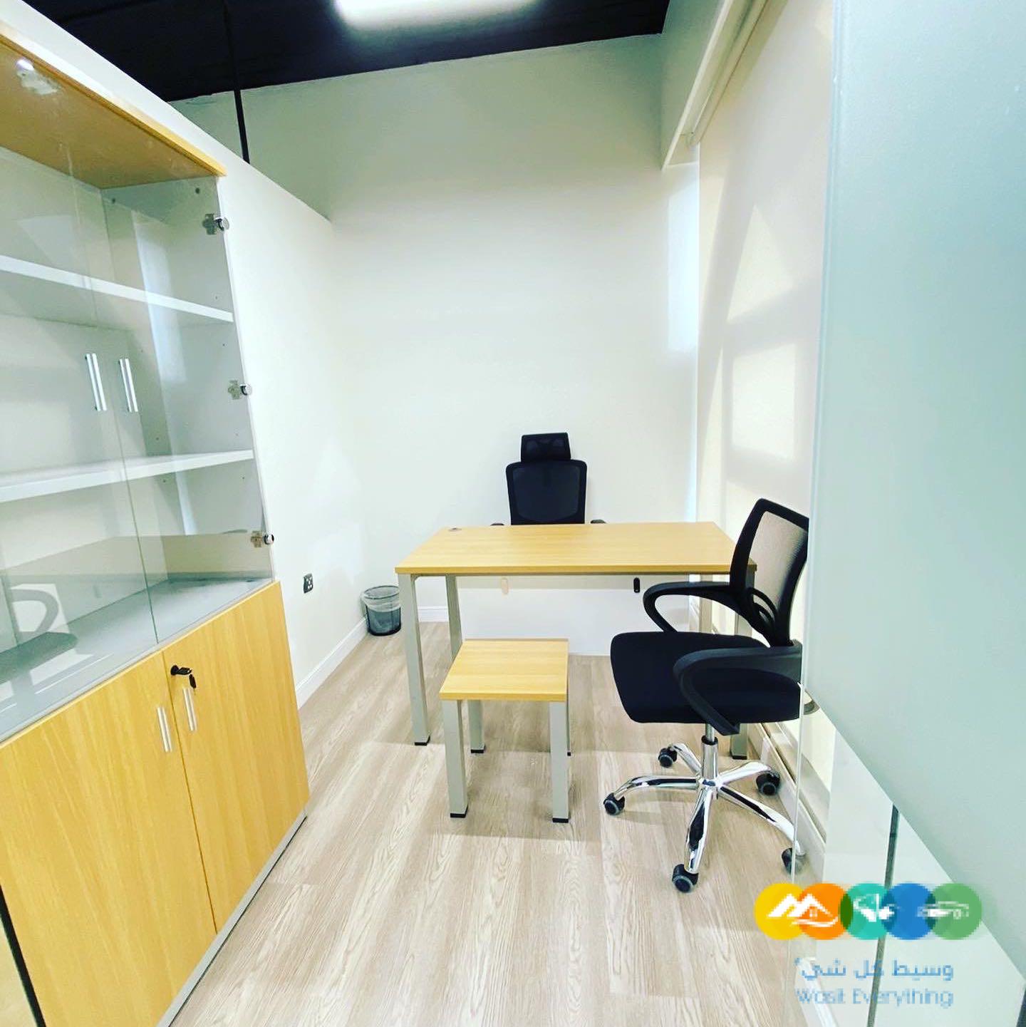 مكاتب اداريه مؤثثه للايجار