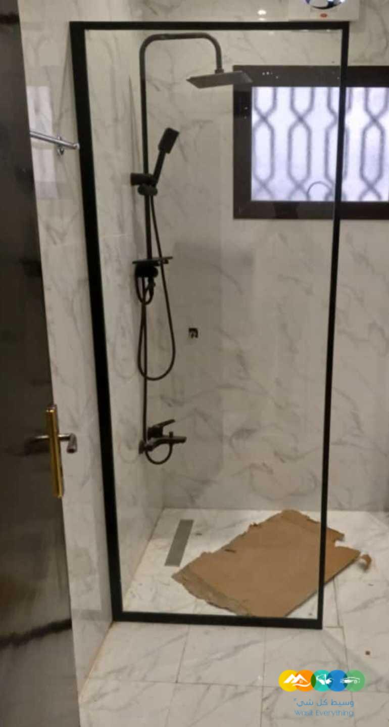 صيانه وتركيب وتوريد زجاج السكريت