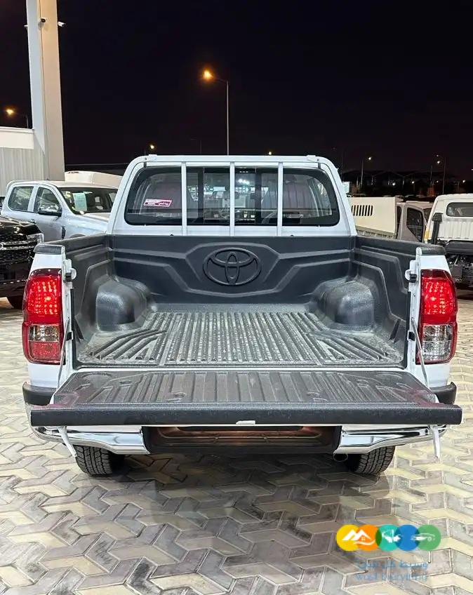 تويوتا هايلوكس GL2 موديل 2024