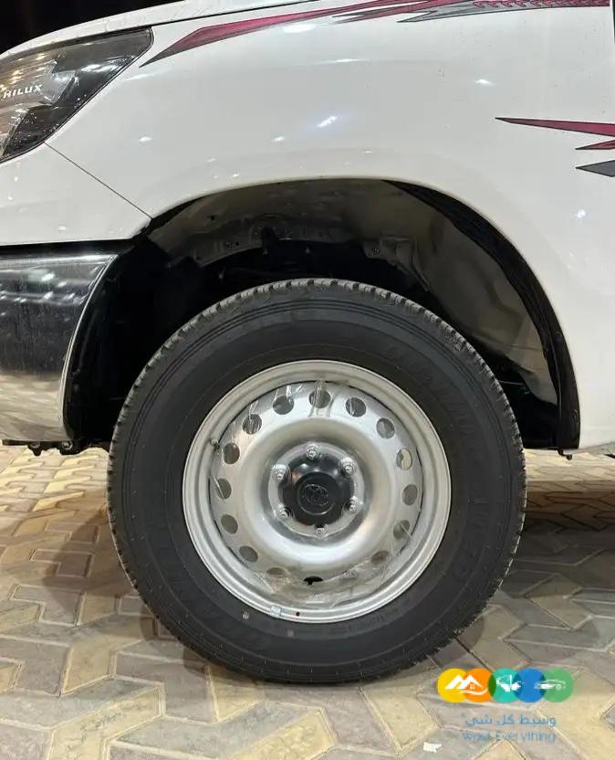 تويوتا هايلوكس GL2 موديل 2024