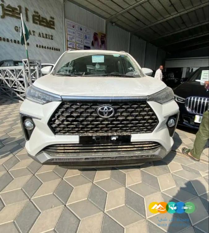 تويوتا فيلوز GLX – بنزين 1.5 – 2024