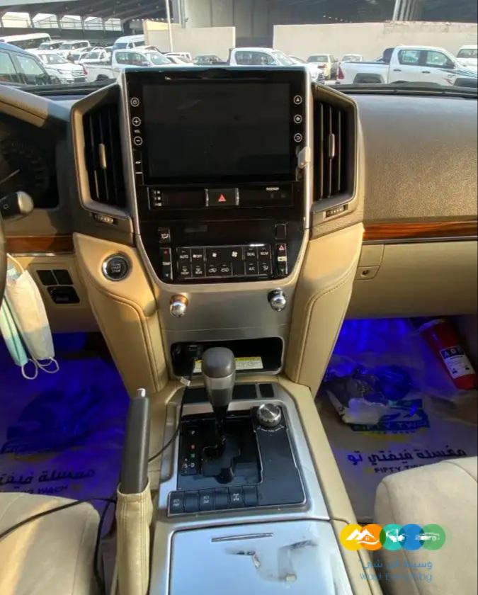 تويوتا – جي اكس ار – 2016 – بريمي