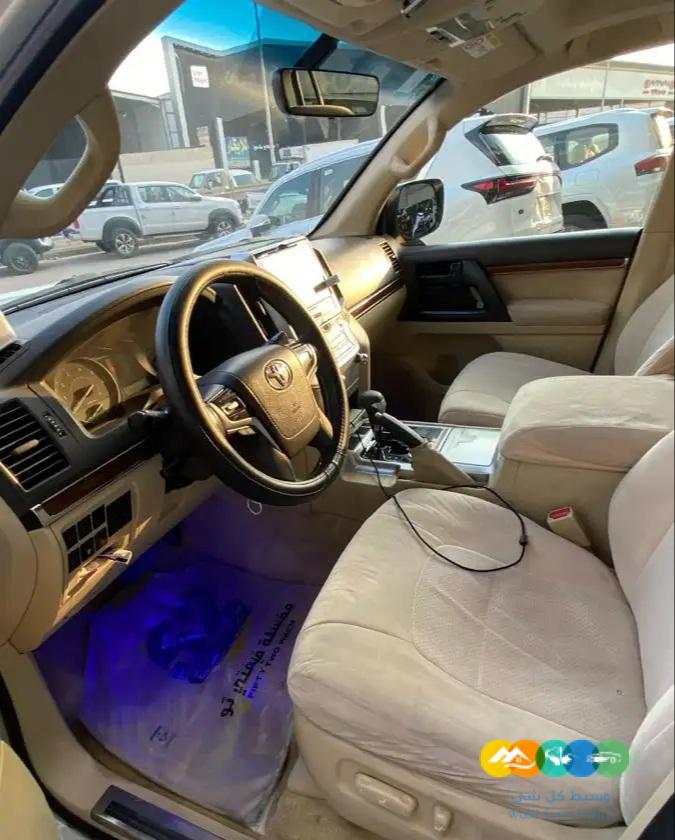تويوتا – جي اكس ار – 2016 – بريمي