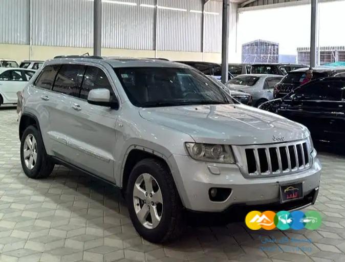 جيب – جراند شروكي – 2011 – دبل / تم البيع