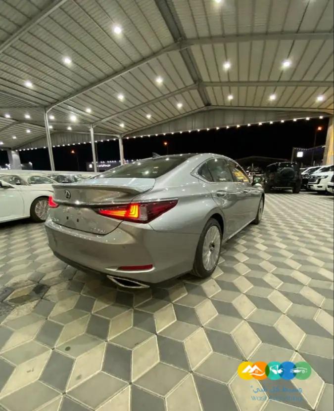 لكزس ES350 -CC – بريمي – 2023