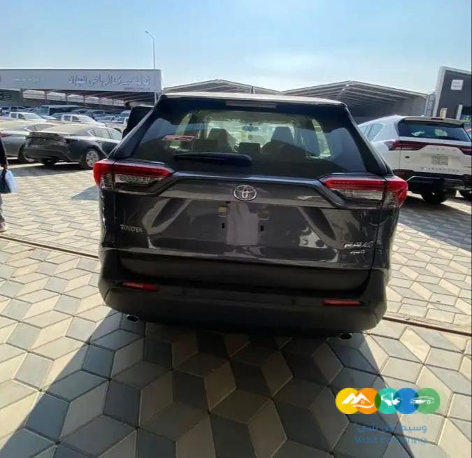 تويوتا راف فور – استاندر LE – بنزين – دبل