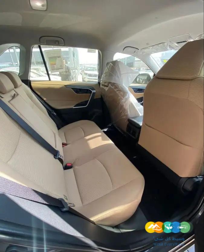 تويوتا راف فور – استاندر LE – بنزين – دبل